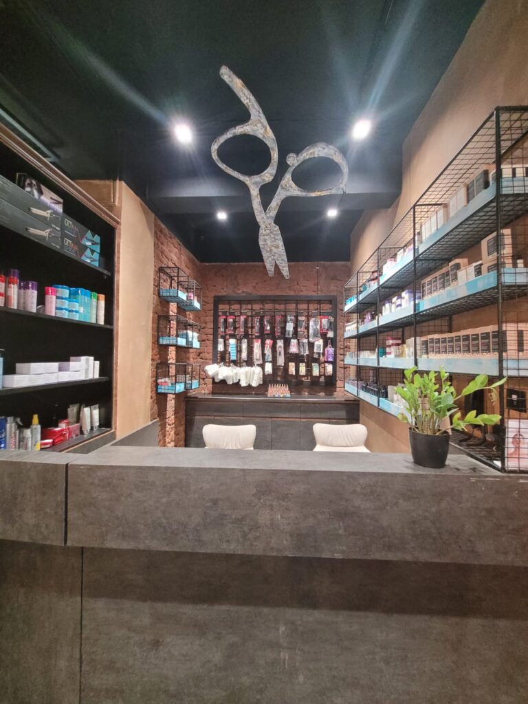 Best Hair Salon In ahmedabad