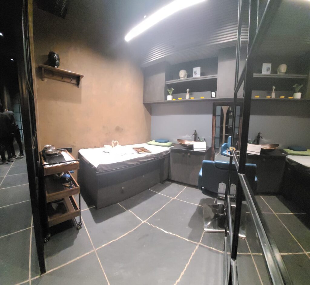 best salon in ahmedabad